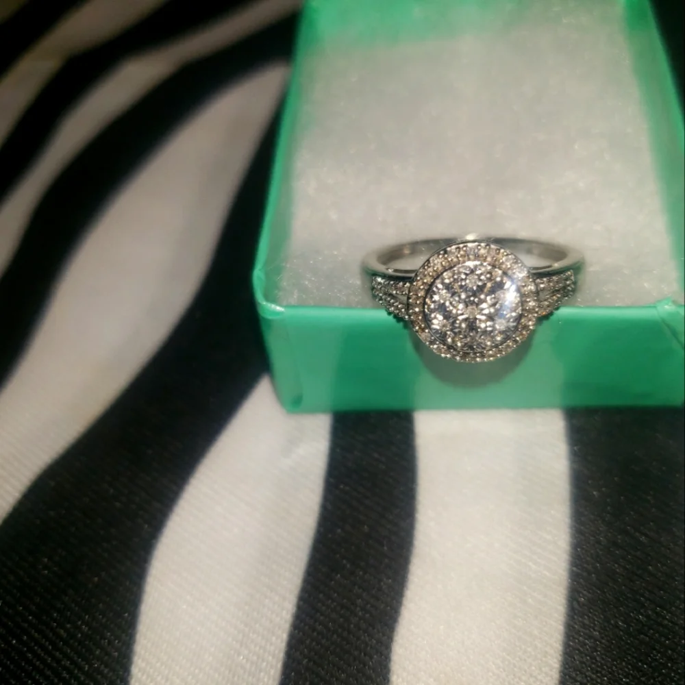 Women's 925 Sterling Silver Real Diamond ๐ Cluster Promise Ring - Picture 1 of 8